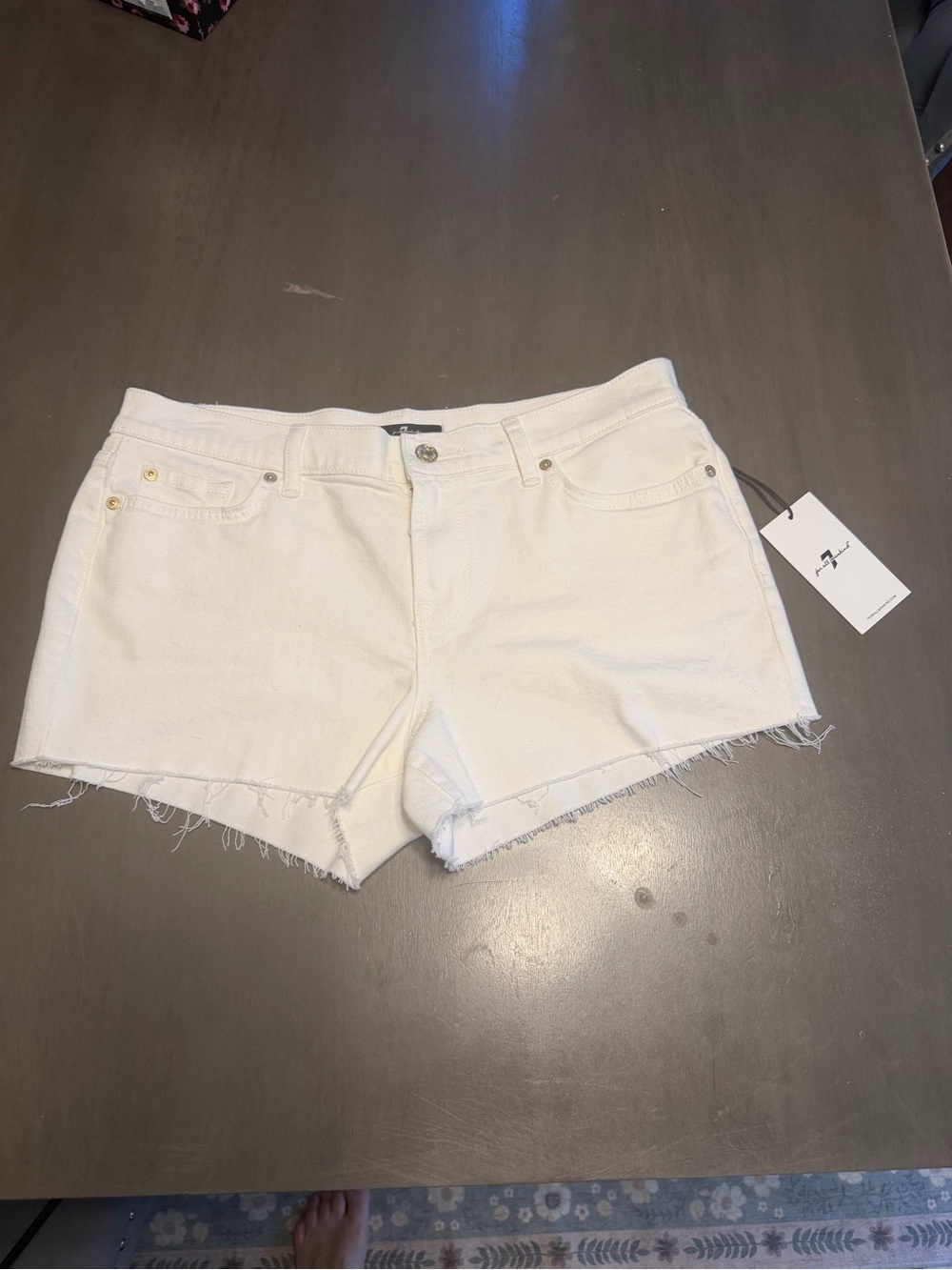 7 For All Mankind NWT White Women's Denim Cutoff Shorts - size 10